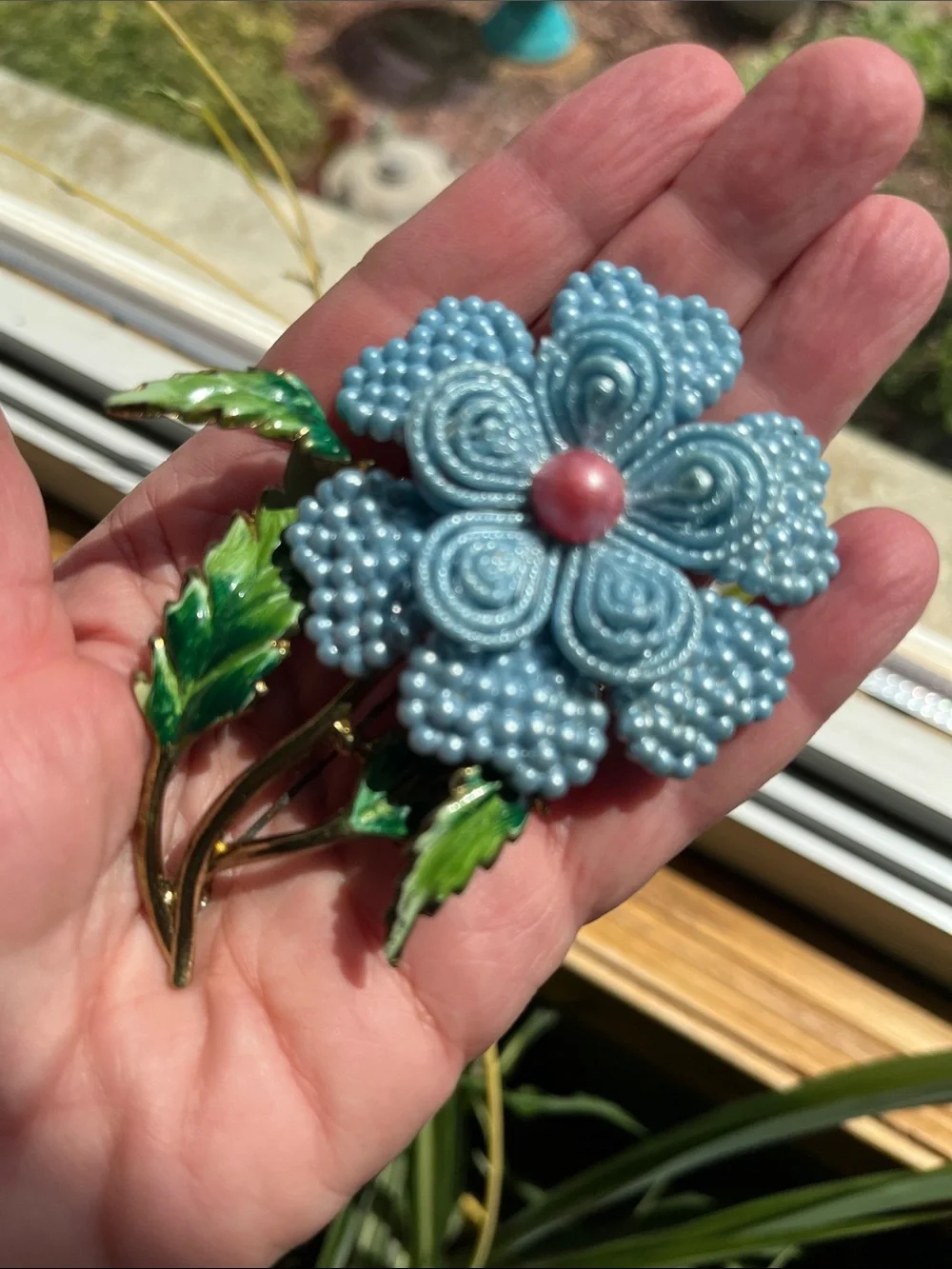 Vtg Floral Flower Statement 3D Brooch Plastic Petals Enamel Metal Stem MCM Pin